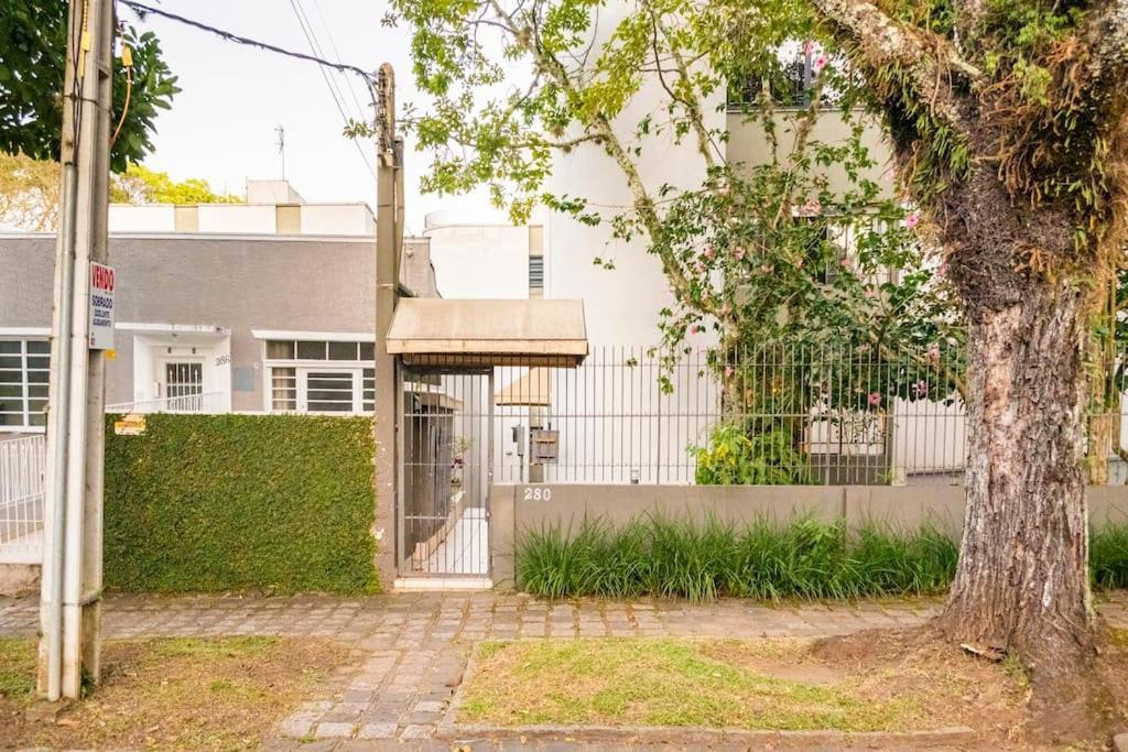 Quarto aconchegante nas Mercês Curitiba Exterior foto