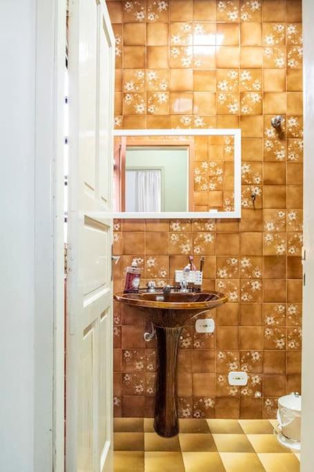 Quarto aconchegante nas Mercês Curitiba Exterior foto